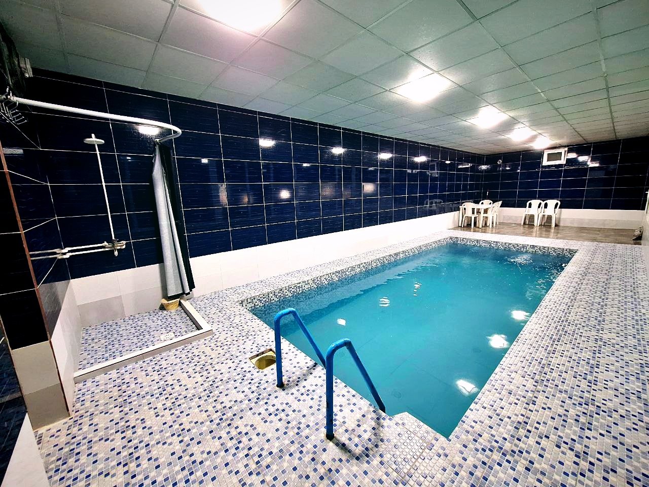 ویلا یک خوابه استخردار آبگرم ارديبهشت