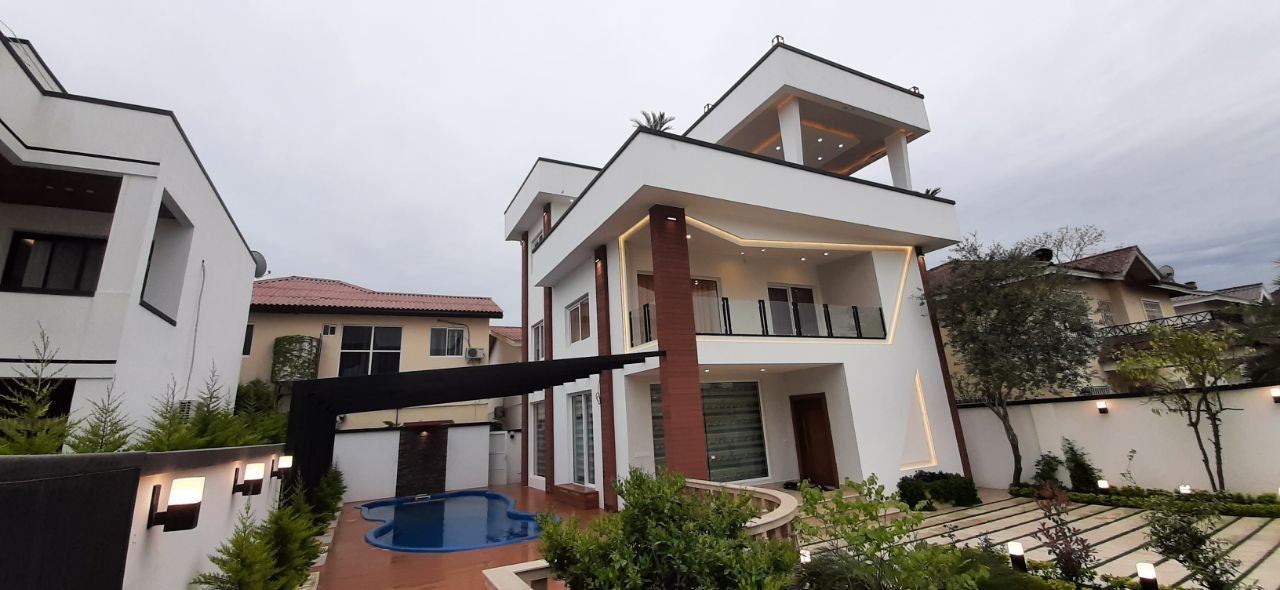 ویلا سه خوابه استخردار آبگرم وازیوار