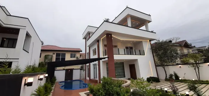 ویلا سه خوابه استخردار آبگرم وازیوار