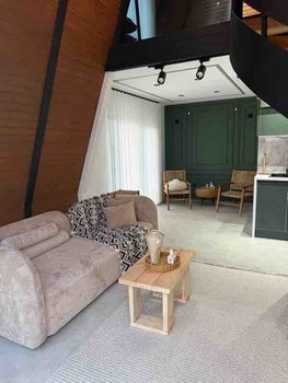 کلبه یک خوابه سوئیسی نوژ - انتخاب عنوان تصویر