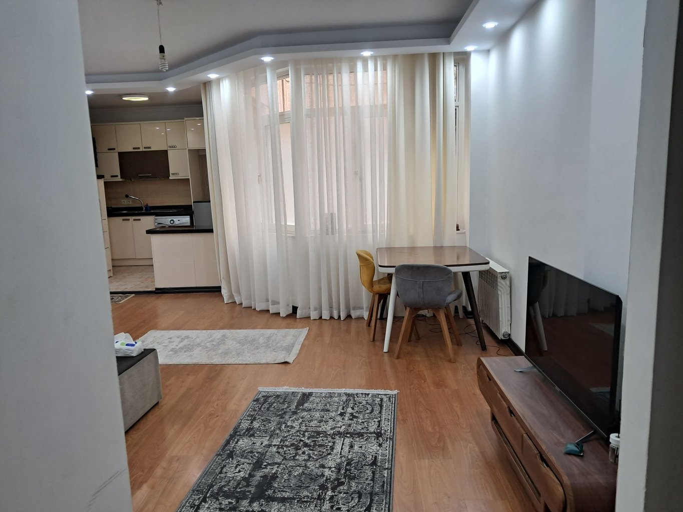 آپارتمان دوخوابه صرافها سعادت آباد