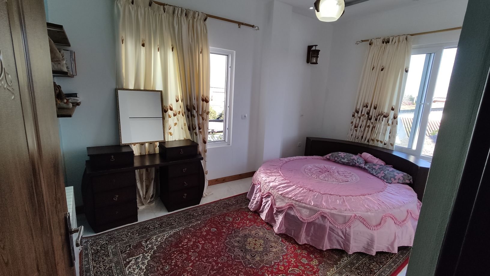 دوخوابه جنگلی دلنشین