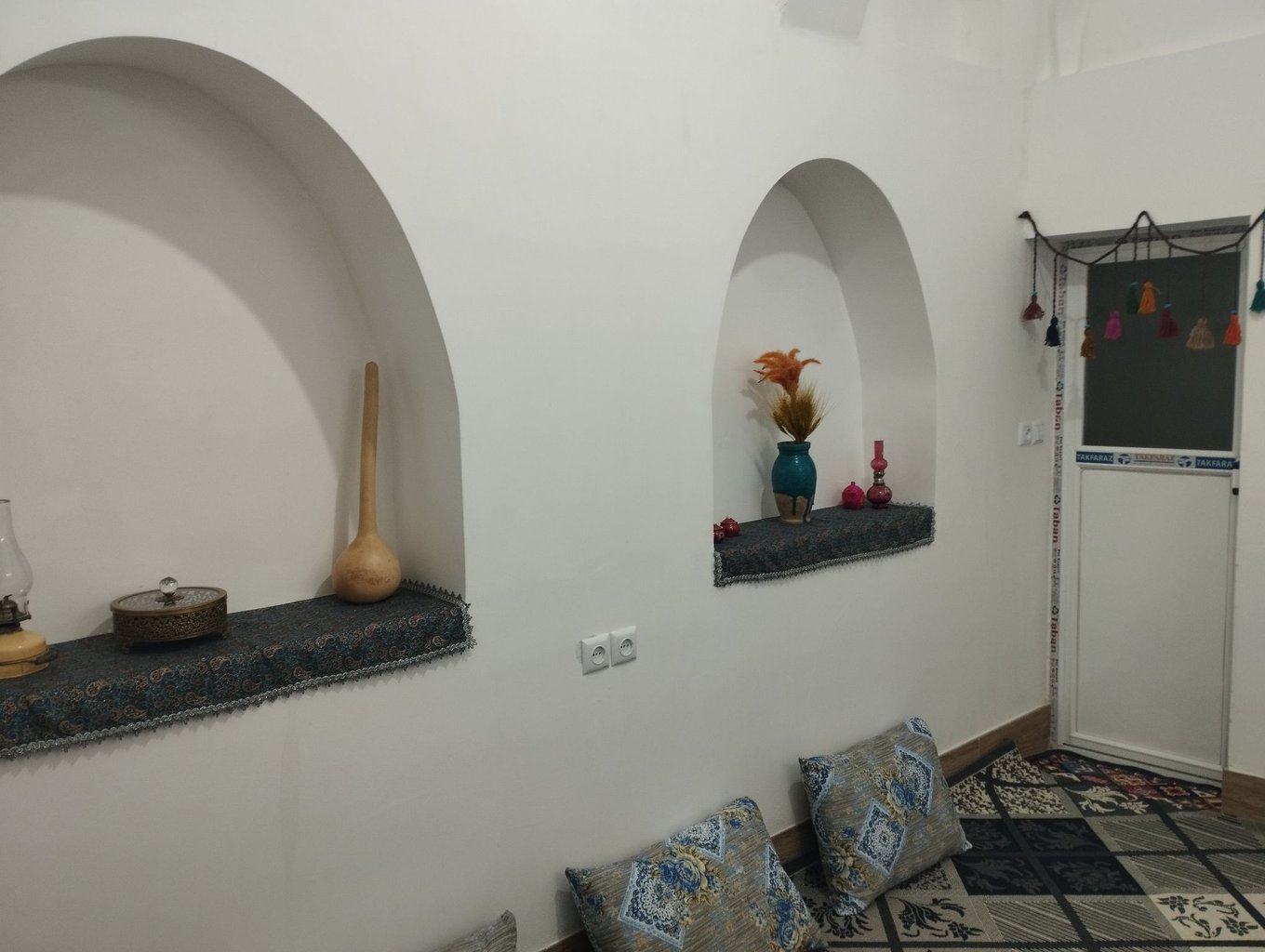 بوم گردی سرای صدف - اتاق 2