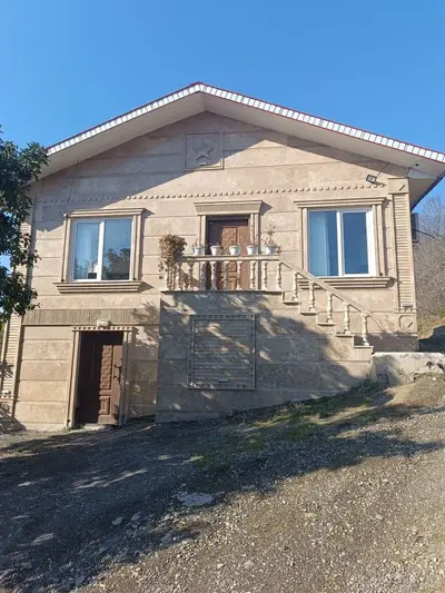 ویلا سه خوابه جنگلی توشی