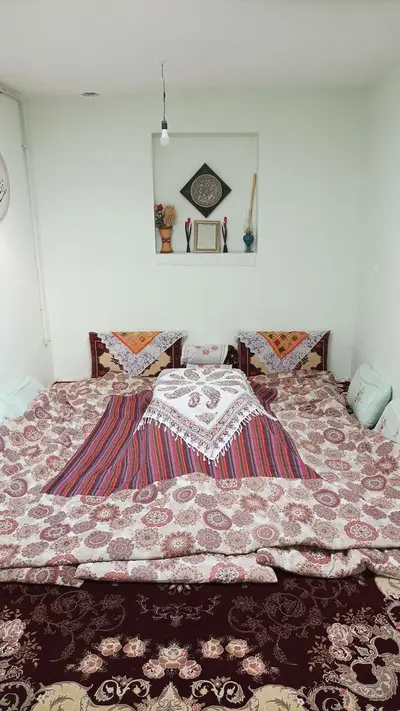 اقامتگاه سنتی دوخوابه سرای نفیس