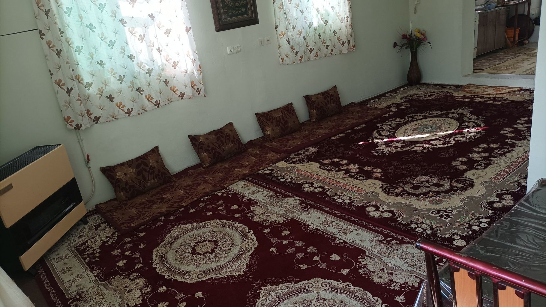 اقامتگاه سنتی دوخوابه سرای نفیس