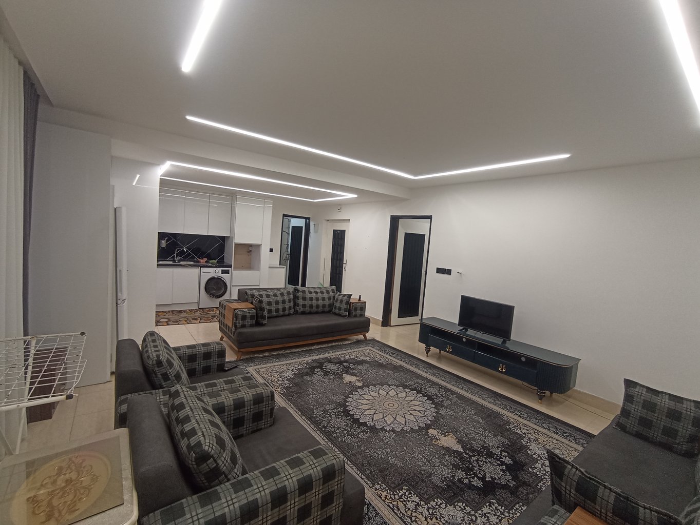 آپارتمان یک خوابه کارمانیا 1