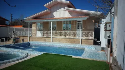 ویلا یک خوابه استخردار خیر آباد