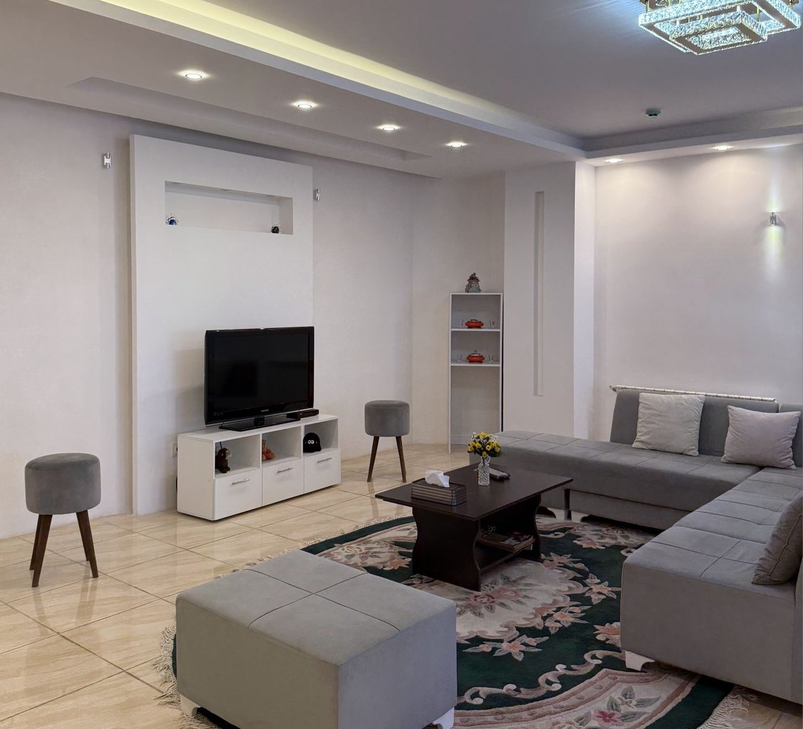 آپارتمان دوخوابه منجمی ۸