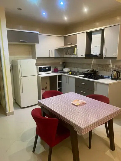 آپارتمان دوخوابه پرند واحد 4