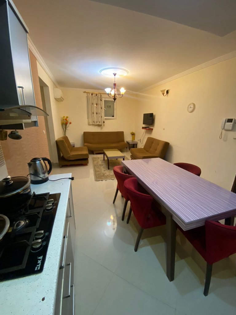 آپارتمان یک خوابه پرند واحد 8