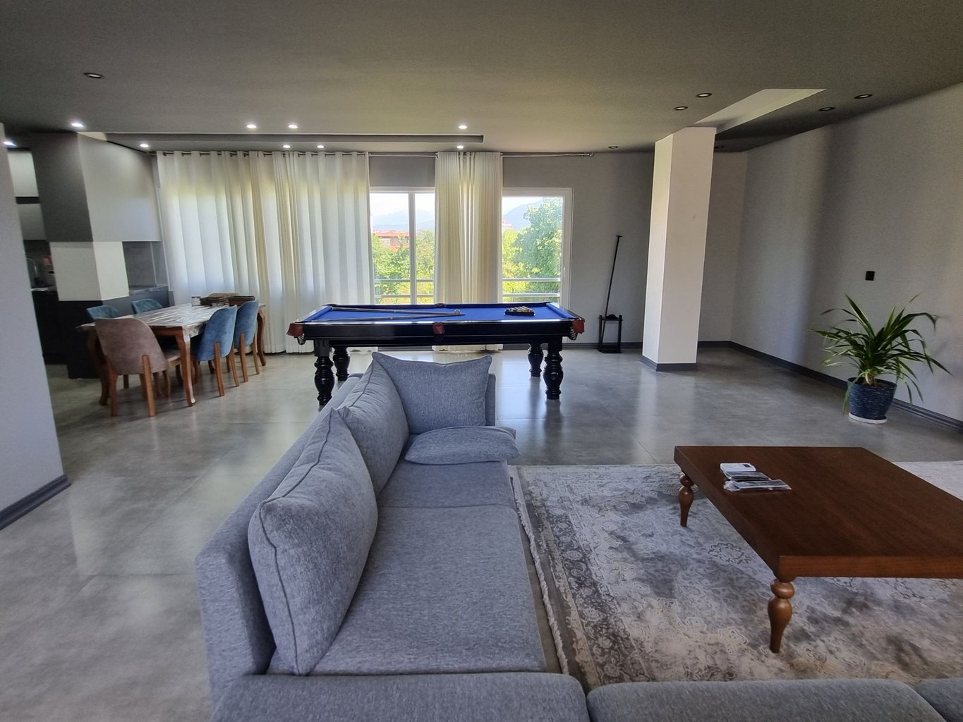 سه خوابه استخردار آبگرم دیلا