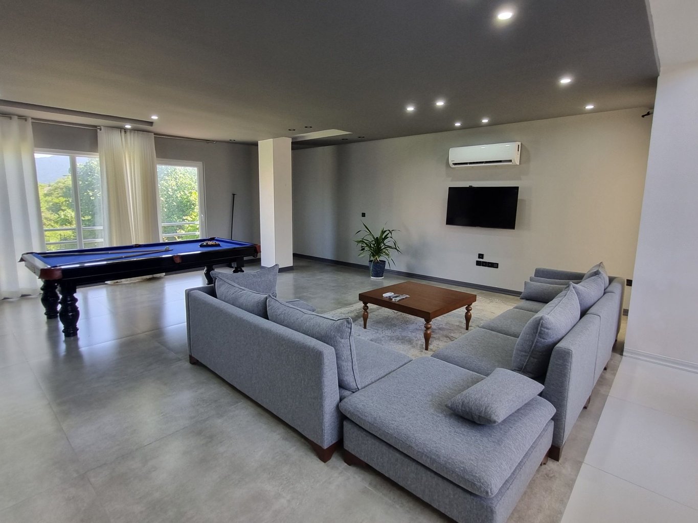 سه خوابه استخردار آبگرم دیلا