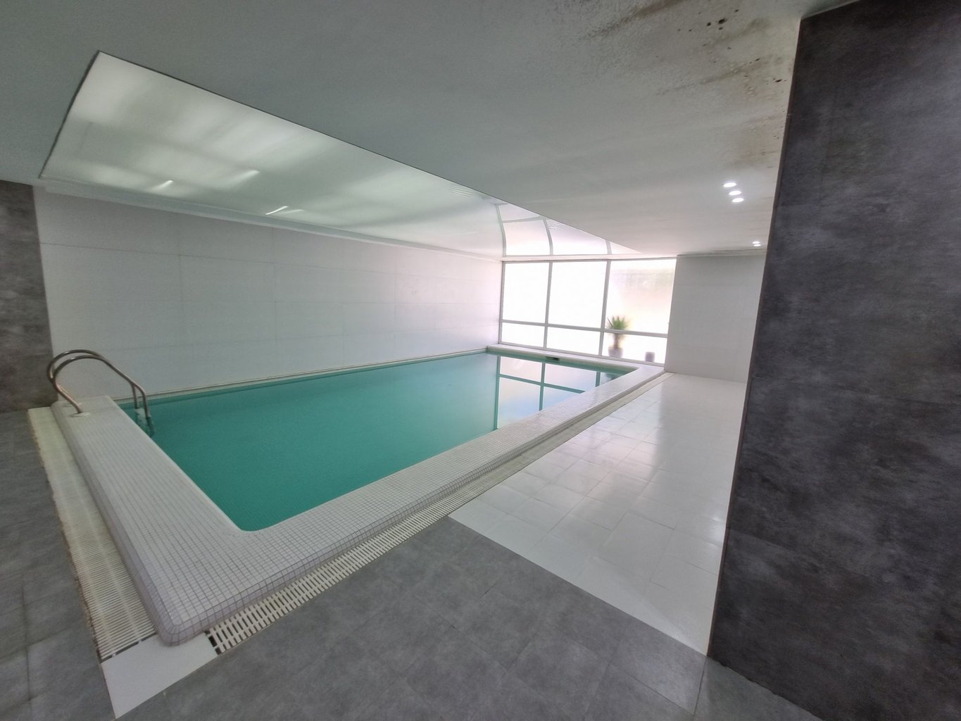 سه خوابه استخردار آبگرم دیلا