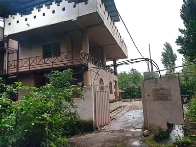 بومگردی دوخوابه بهشت باران