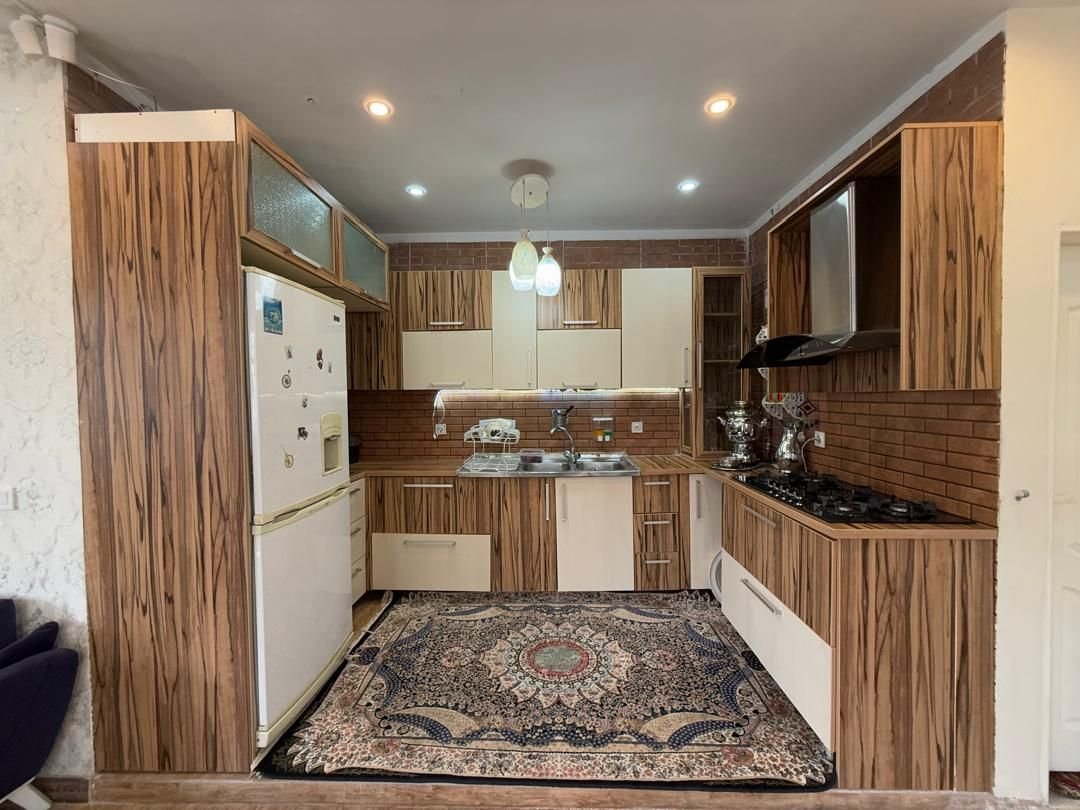 ویلا یک خوابه استخردار آبگرم گل رز 1