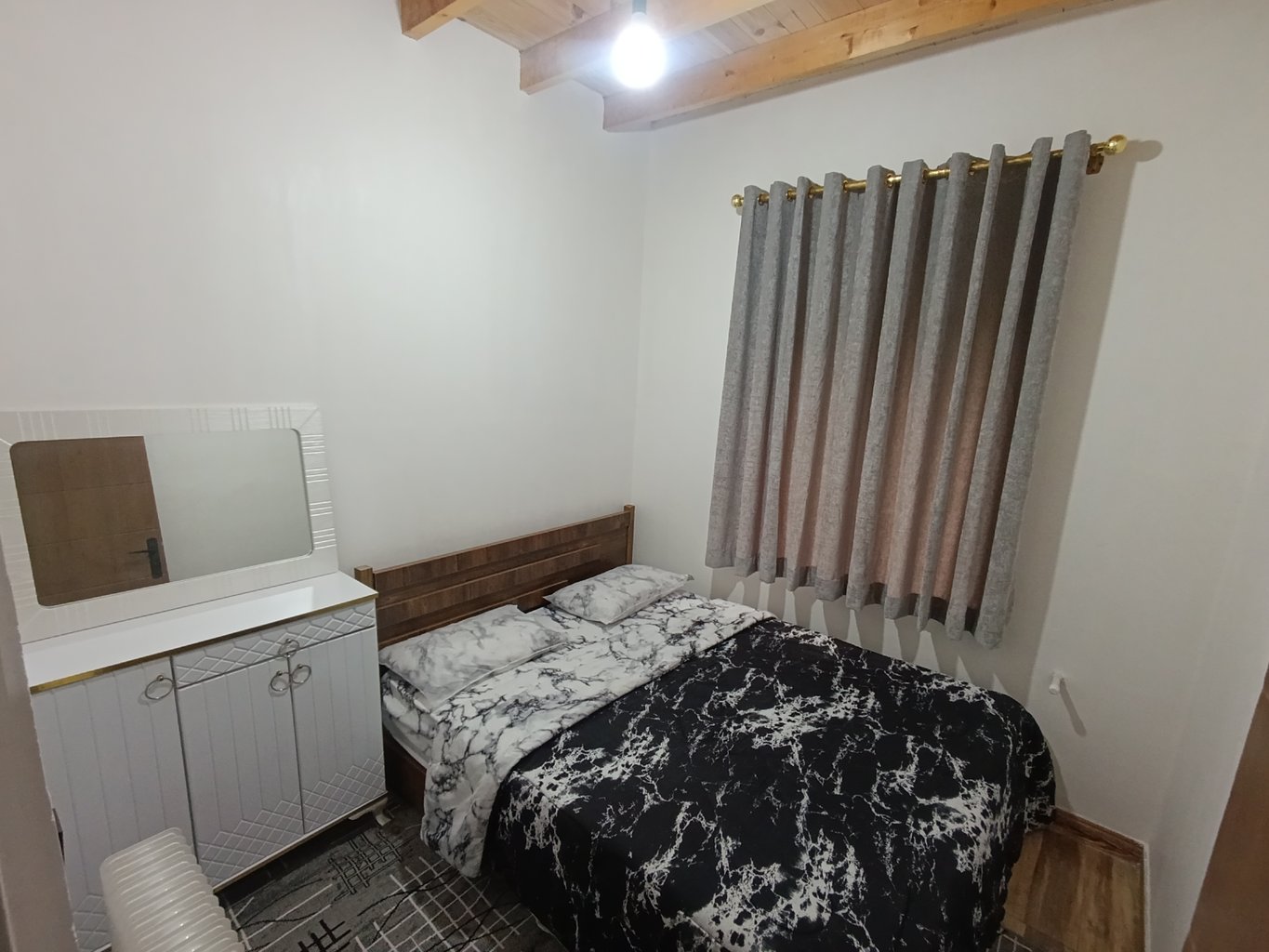 مجتمع اقامتی گیلداد - واحد سوئیسی گیلدخت