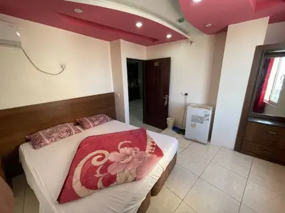 مسافرخانه محسن - واحد دوتخته 102