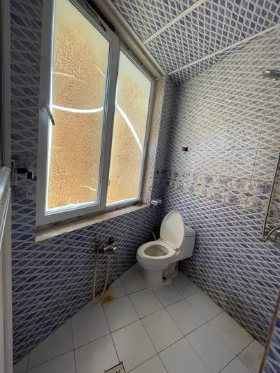 مسافرخانه محسن - واحد دوتخته 102