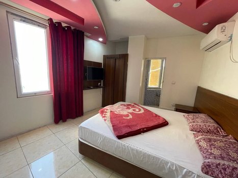 مسافرخانه محسن - واحد دوتخته 102