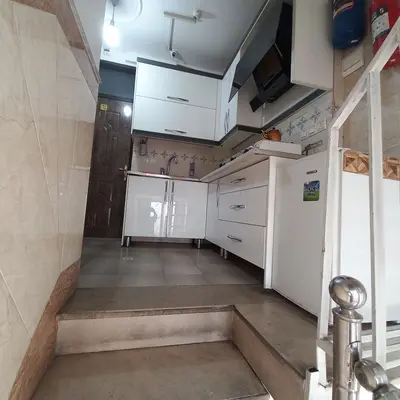 مسافرخانه تابان - واحد چهارتخته وی آی پی