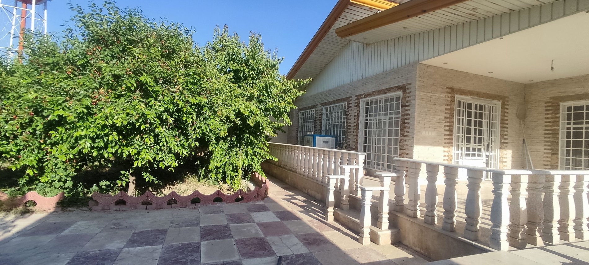 ویلا استخردار آبگرم سروستان سهیلیه