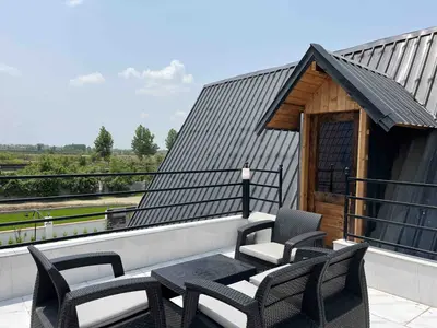 کلبه دوخوابه جکوزی دار خطیر