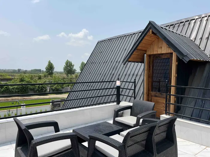 کلبه دوخوابه جکوزی دار خطیر - انتخاب عنوان تصویر