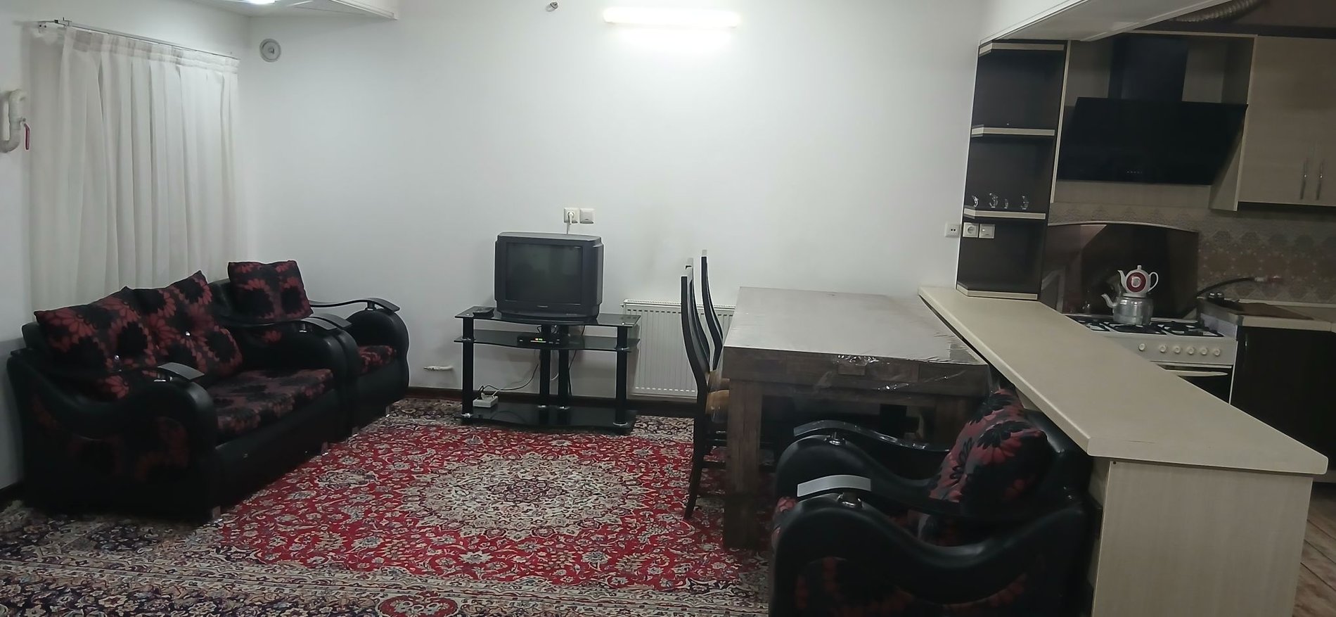 آپارتمان یک خوابه جلوه جمهوری - پذیرایی