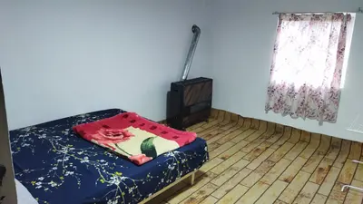 کلبه دوخوابه جنگلی شمشاد 2