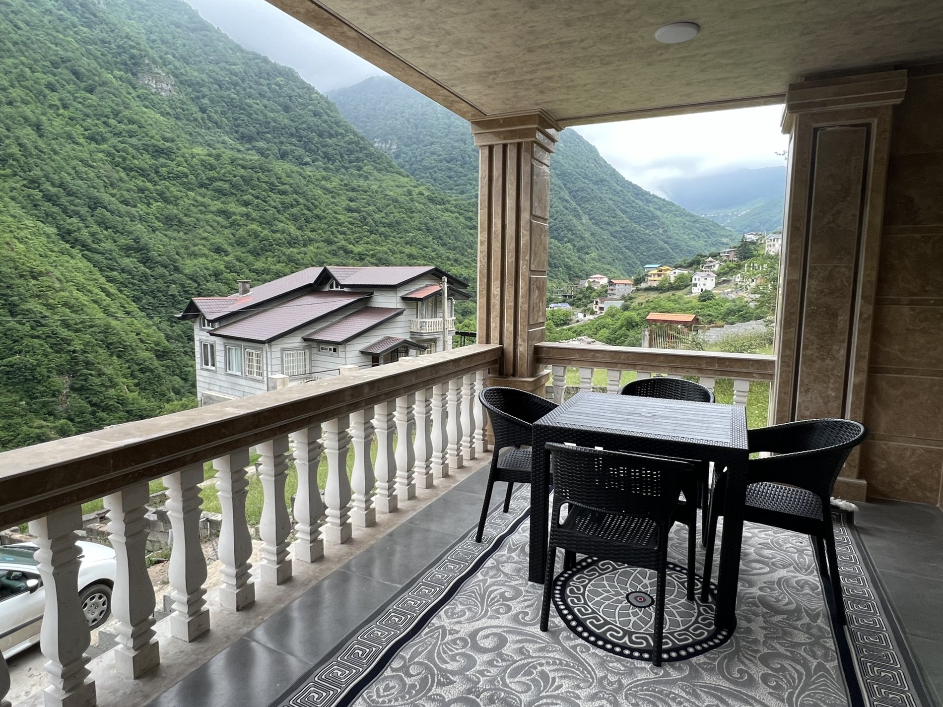 آپارتمان دوخوابه جنگلی دوهزار - واحد 1