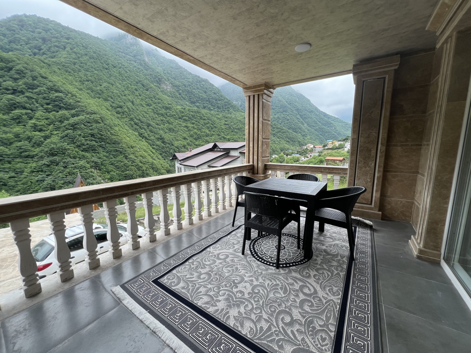 آپارتمان دوخوابه جنگلی دوهزار - واحد 1