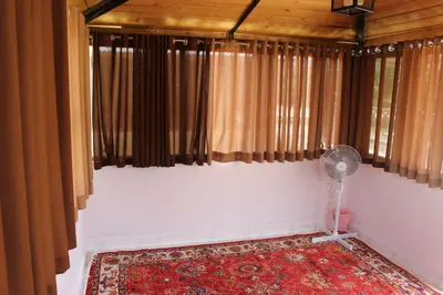 کلبه ارمغان طبیعت - واحد مریم گلی