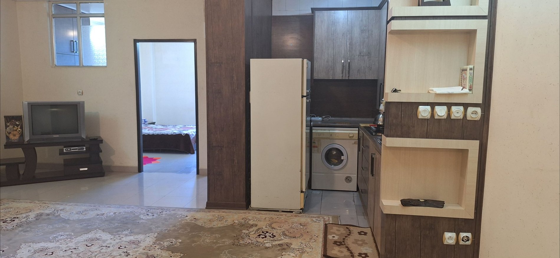 آپارتمان دوخوابه بهارستان 8