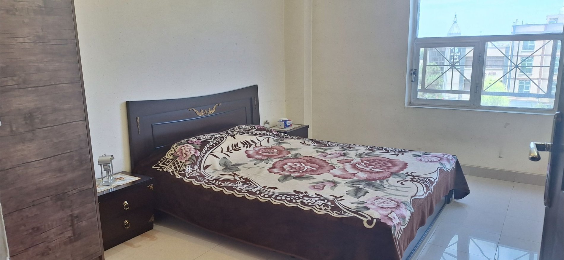 آپارتمان دوخوابه بهارستان 8