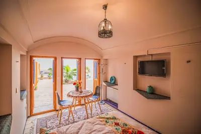 اقامتگاه سنتی خانه صبا - واحد ارغنون