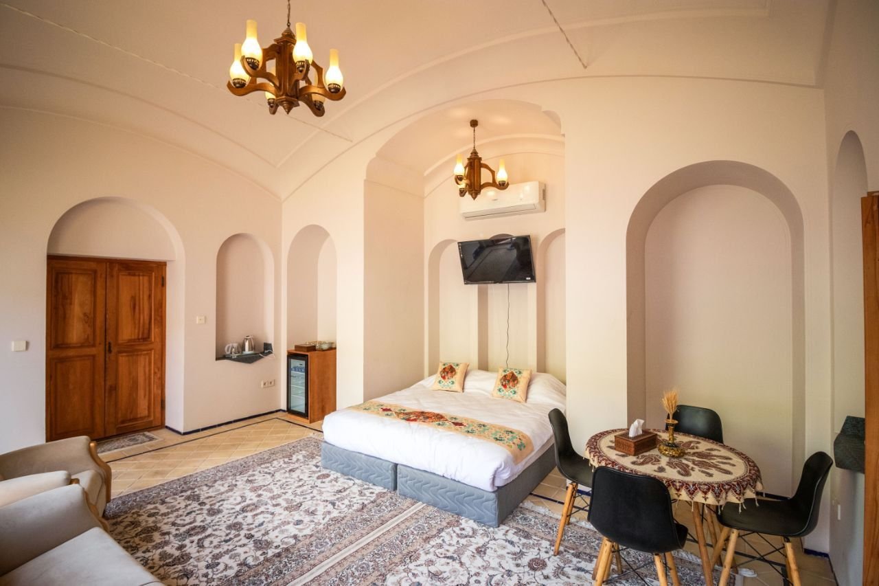 خانه صبا - واحد شاه نشین