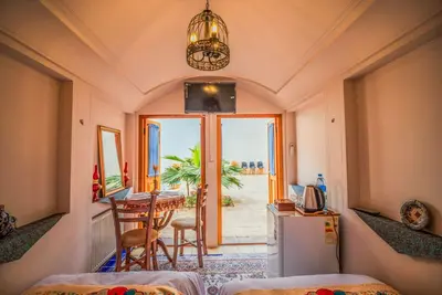 اقامتگاه سنتی خانه صبا - واحد باربد