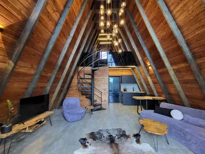 کلبه دوخوابه سوئیسی آس