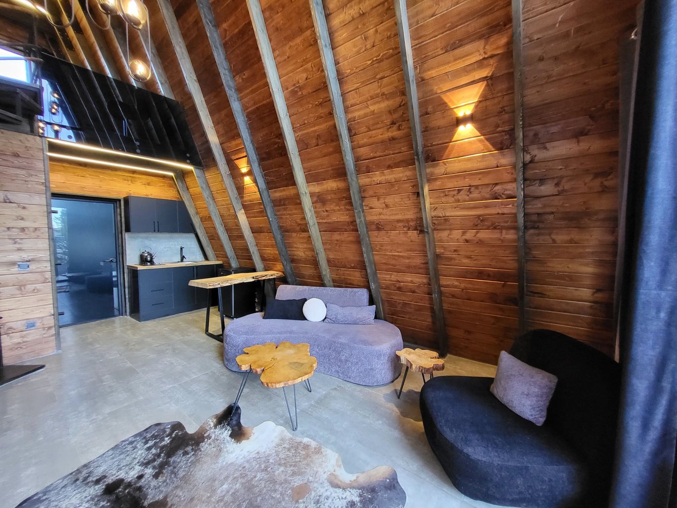 دوخوابه سوئیسی آس