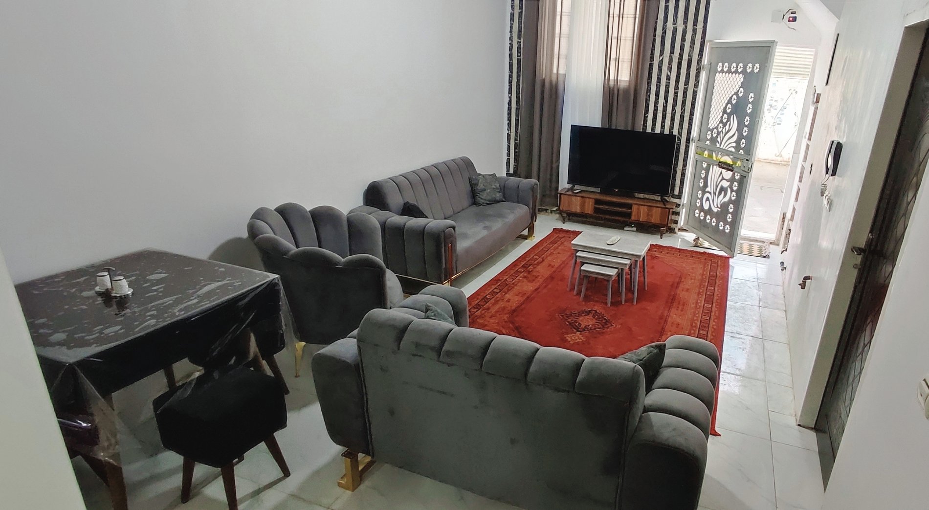 آپارتمان دو خوابه حافظیه زندیه