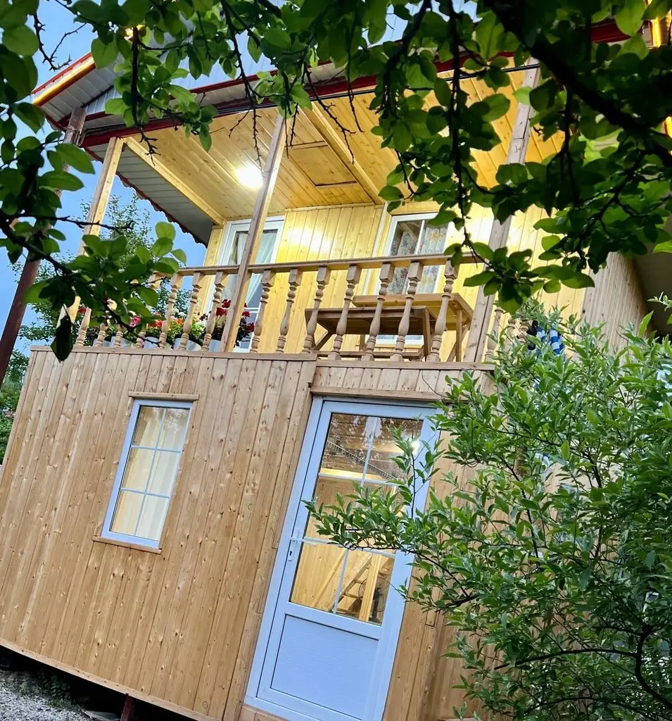 کلبه یک خوابه چوبی علیپور