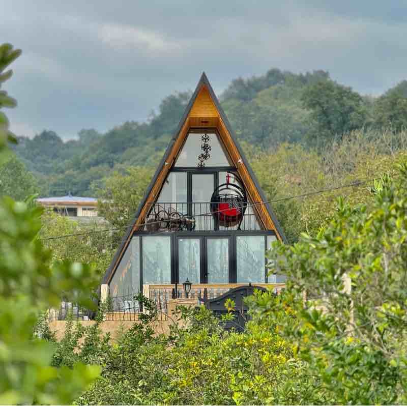 کلبه دوخوابه جکوزی دار عمارت آهنگر - انتخاب عنوان تصویر