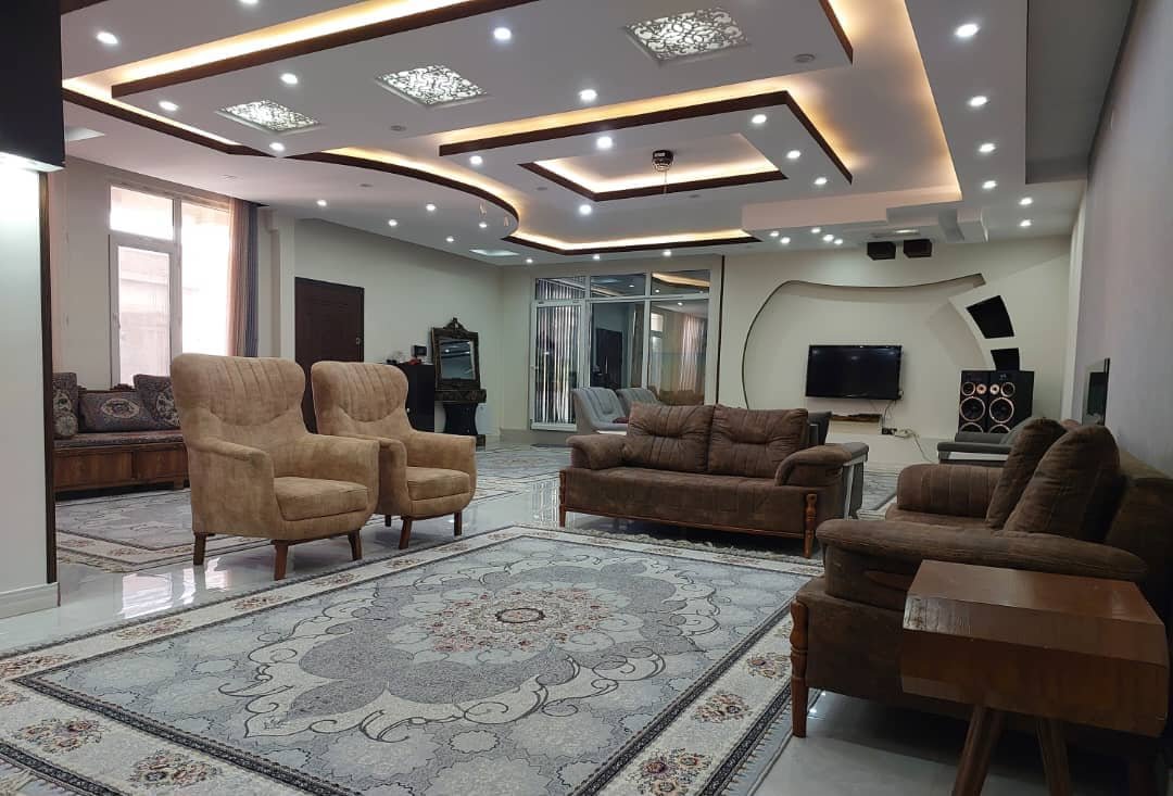 سه خوابه عمارت هما