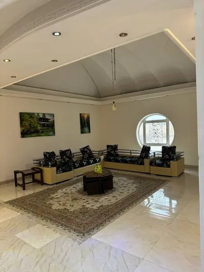 ویلا پنج خوابه استخردار آبگرم مهدیان