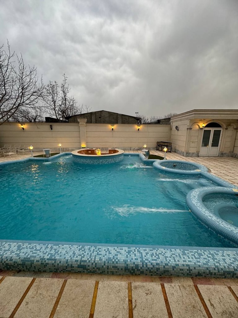 پنج خوابه استخردار آبگرم مهدیان