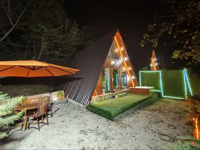 کلبه یک خوابه سوئیسی دوقلوها