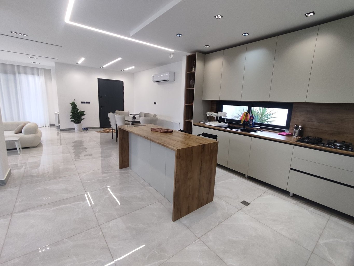 سه خوابه نگین کوهستان ۱