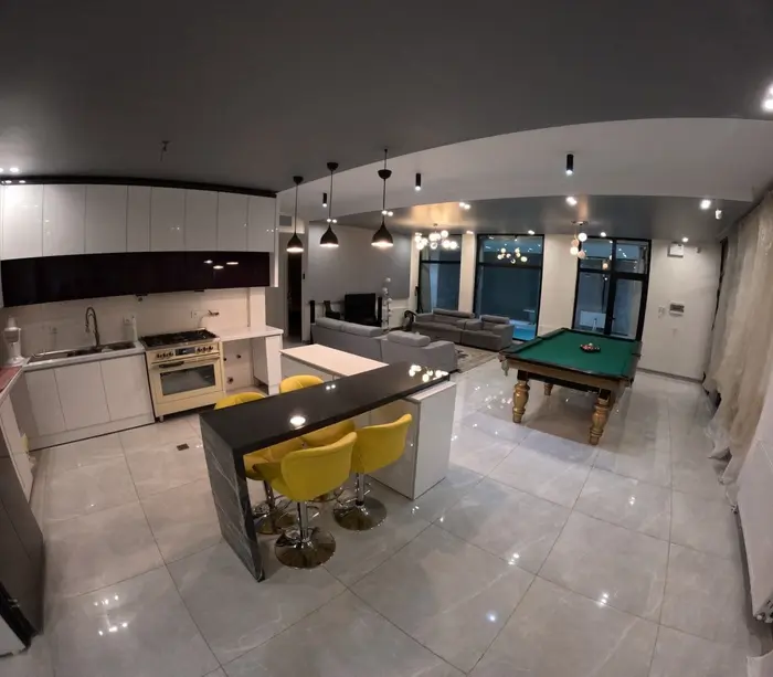 ویلا دوخوابه استخردار آبگرم باغ نرگس