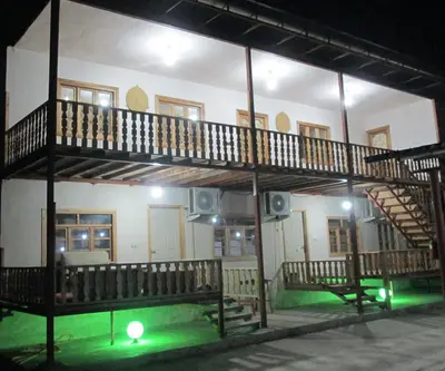 سوئیت فلت ستارگان - واحد ۹